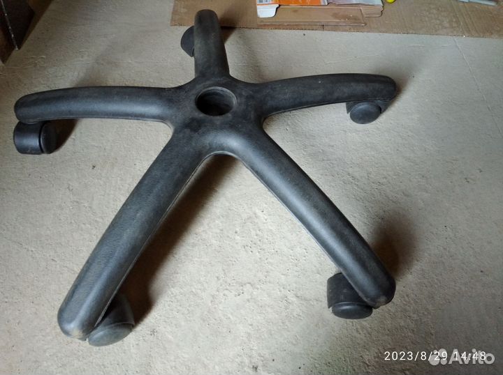 Крестовина для компьютерного кресла