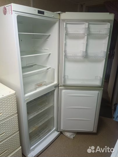 Холодильник бу lg