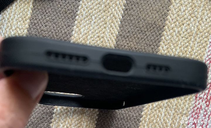 Чехол на iPhone