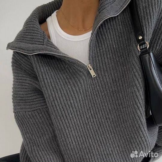 Стильный тёплый свитер