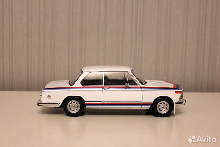 1:18 Bmw 2002 tii Turbo Evocation Solido 1971