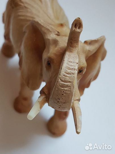 Статуэтка Слон