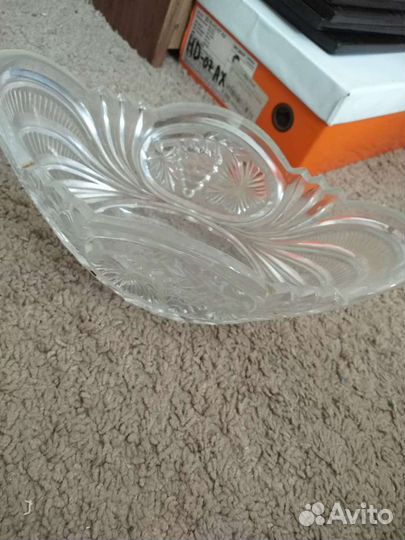 Хрустальная ваза