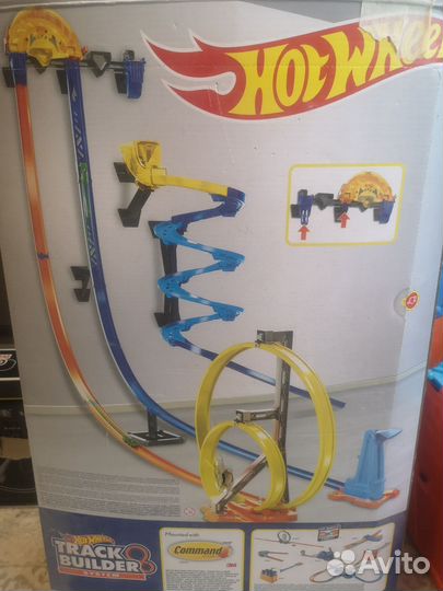 Hot wheels track builder
