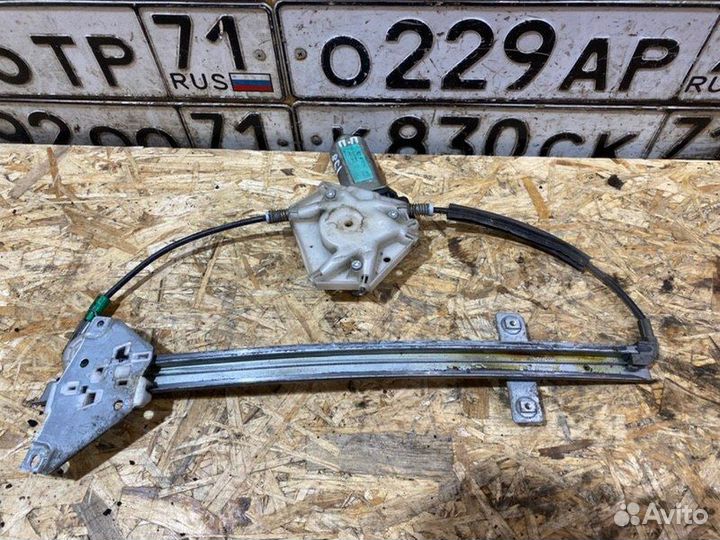 Стеклоподъемник Volvo S40 седан 2.0 2004