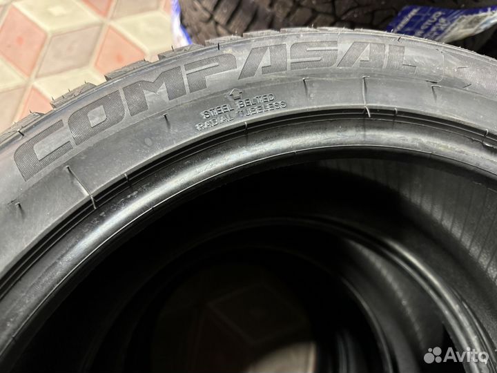 Compasal Winter Stud 235/45 R18 98T