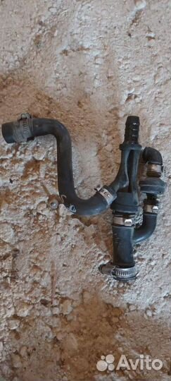 Патрубок вакуумный Volkswagen Passat B5