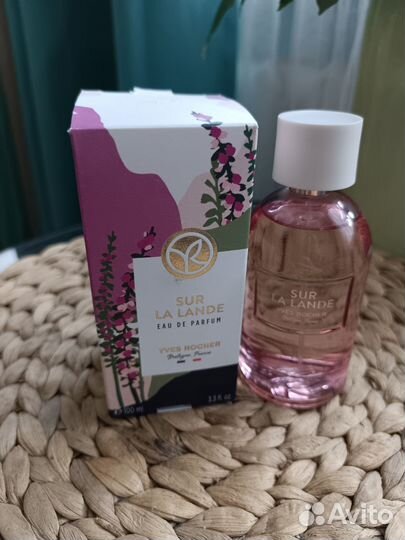 Парфюмерная вода ив роше