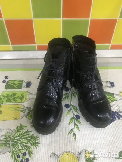 Ботинки для девочки