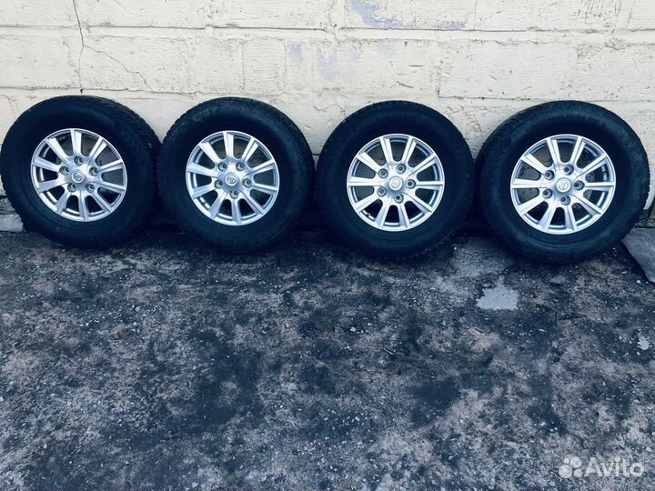 Комплект Дисков на Toyota Land cruiser 200