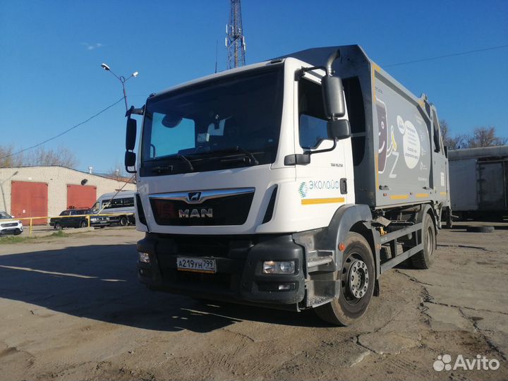 Водитель грузового автомобиля категории С