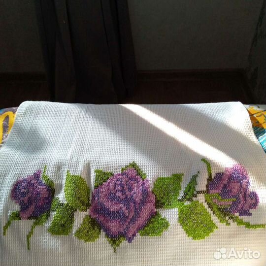 Полотенце вышитое