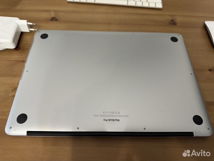 MacBook Pro 15 2015 (A1398) 2 видеокарты, 512 Gb