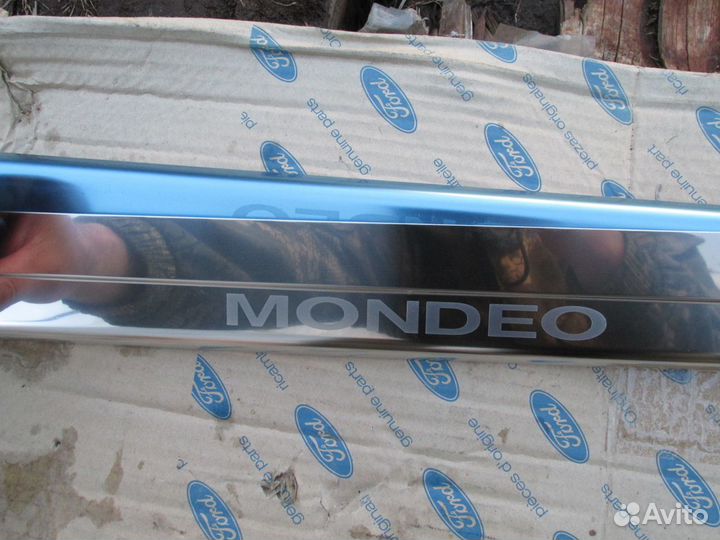 Новые Накладки на пороги Ford Mondeo 4 2007 - 2015