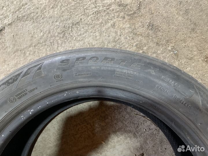 Roadstone N'Fera AU5 215/55 R17