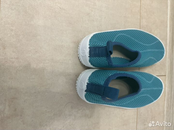 Коралки, аквашузы Decatlon