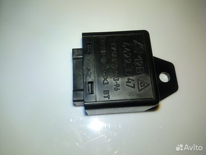 Реле поворотов ваз 2104,2105,2106,2107,2121,ока