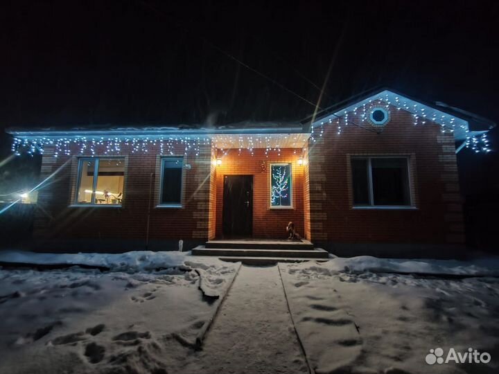 Украшение домов гирляндами
