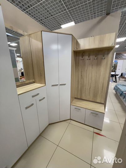 Прихожая