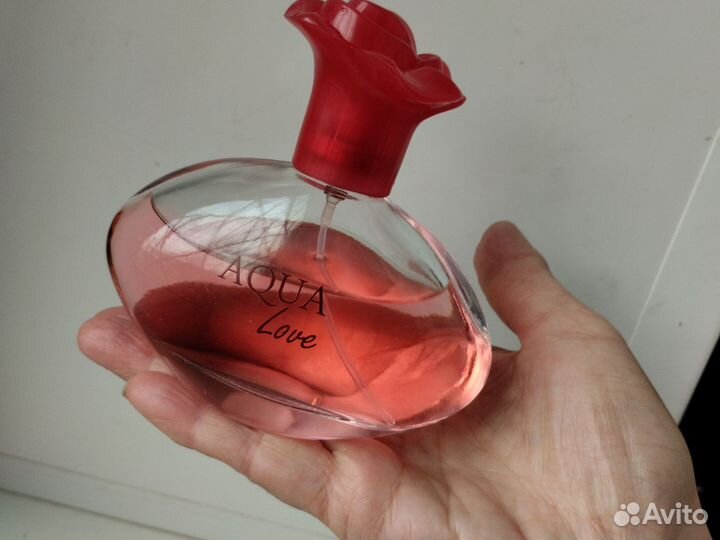 Туалетная вода женская Aqua love 100мл. В коробке