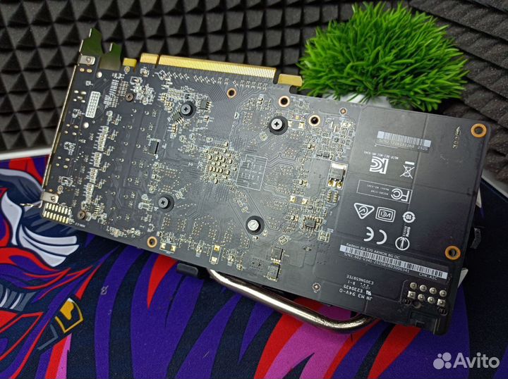 Видеокарта RX 570 8GB MSI Armor / Коробка