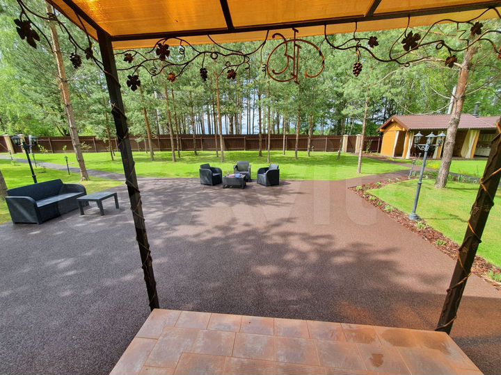 Коттедж 174 м² на участке 21 сот.