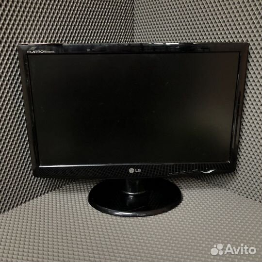 Монитор LG flatron W2043S (48769)