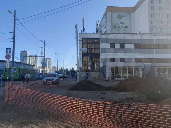 Пешеходный трафик отдельно стоящее здание 70-90 м²