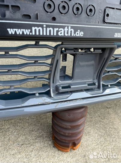 Передний бампер на Volkswagen Multivan T7