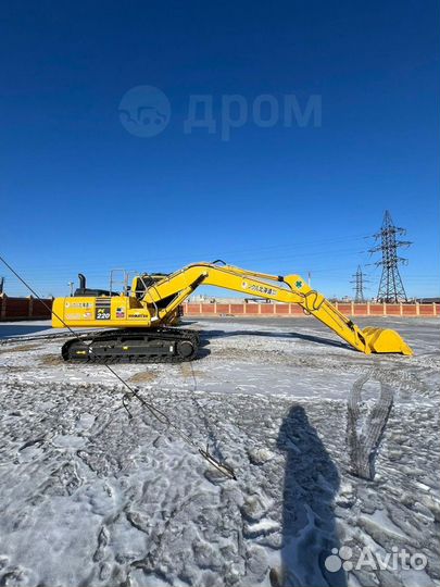 Гусеничный экскаватор Komatsu PC220, 2022