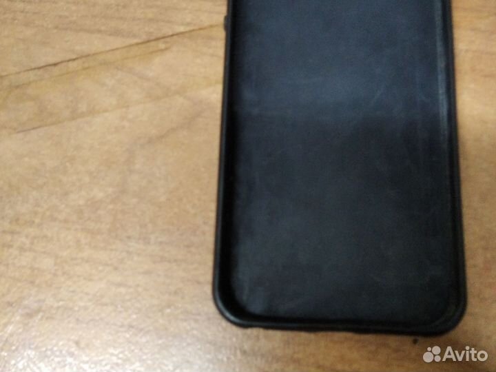 Чехол на айфон эсе