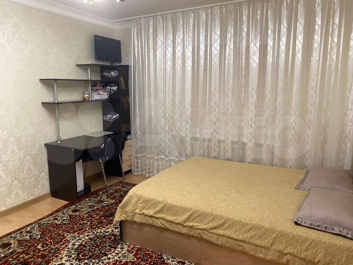 Комната 30 м² в 5-к., 3/5 эт.