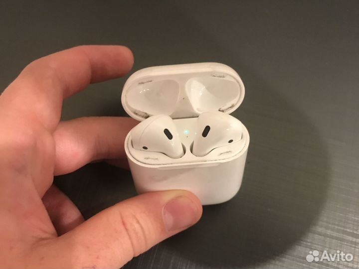 Airpods 1