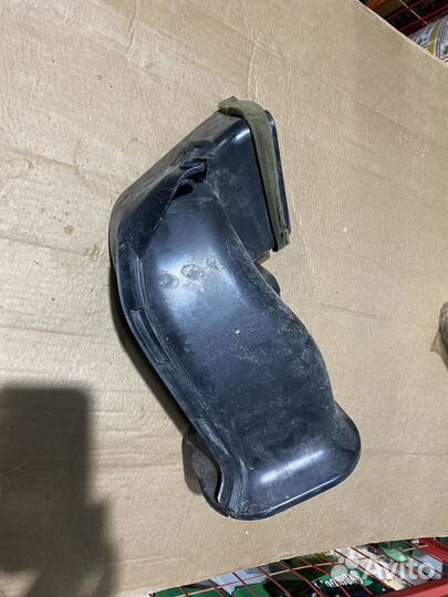 Воздухозаборник dodge challenger