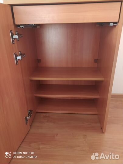 Столик для швейной машинки