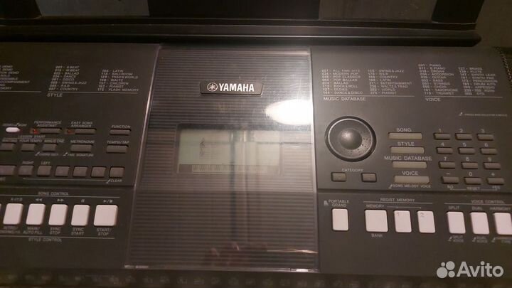 Синтезатор yamaha psr e423