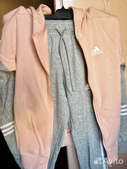 Спортивный костюм adidas