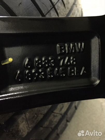 R22 Pirelli P Zero 275/35, PCD 5x112 DIA 66.6