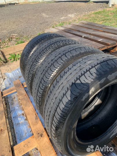 Yokohama BluEarth E70 215/60 R16 95Y