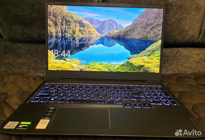 Ноутбук lenovo