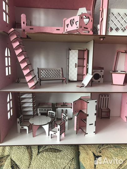 Домик кукольный