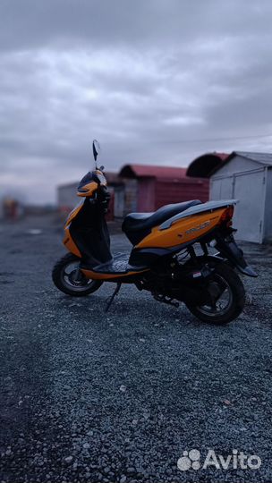 Скутер мопед Racer
