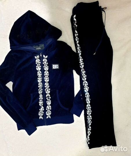 Спортивный костюм