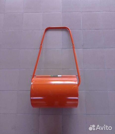 Каток грунтовый 50 л/ Сеялка для газона