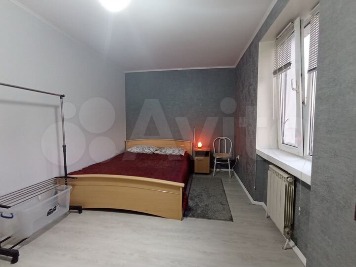 Дом 184 м² на участке 7 сот.