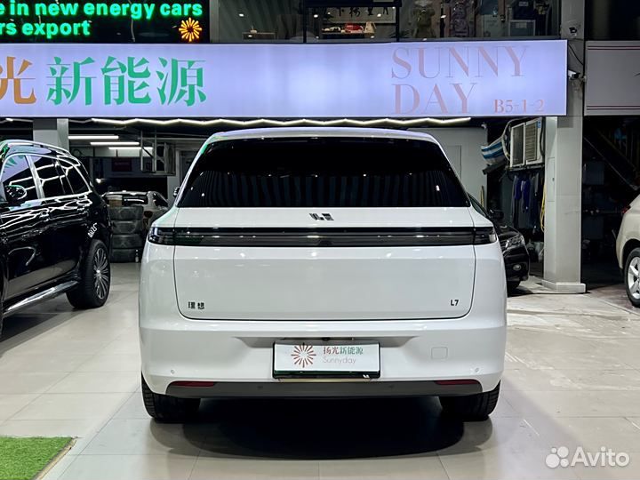 LiXiang L9 1.5 AT, 2023, 3 000 км