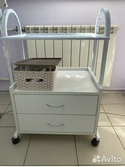 Тележка тумба косметолога