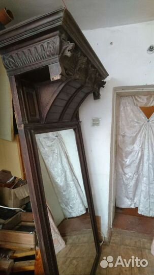 Зеркало старинное в раме