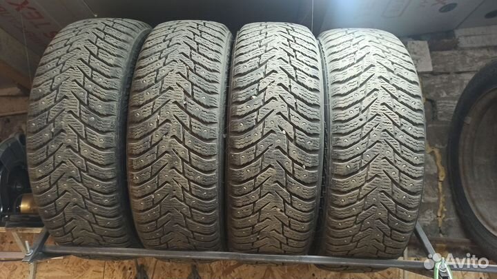 Nokian Tyres Hakkapeliitta 8 185/65 R15 92T