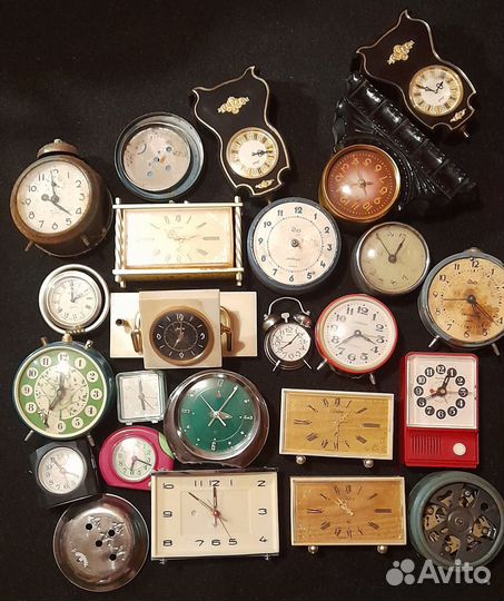 Часы настольные СССР. Цена за все